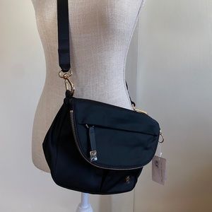 LULULEMON All Night Festival Bag NWT